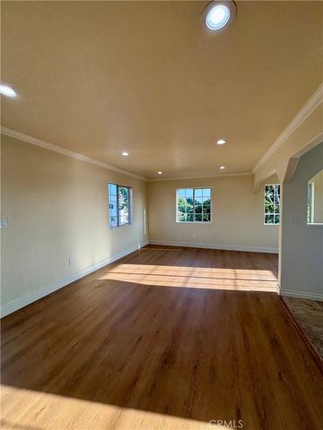 227 229 E 81st, Los Angeles, CA 90003