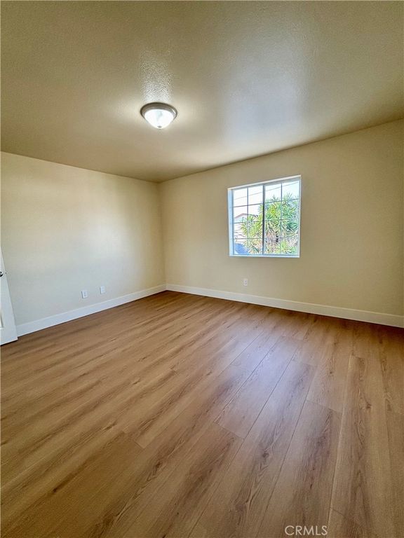 Image 24 of property listing at 227 229 E 81st, Los Angeles, CA 90003