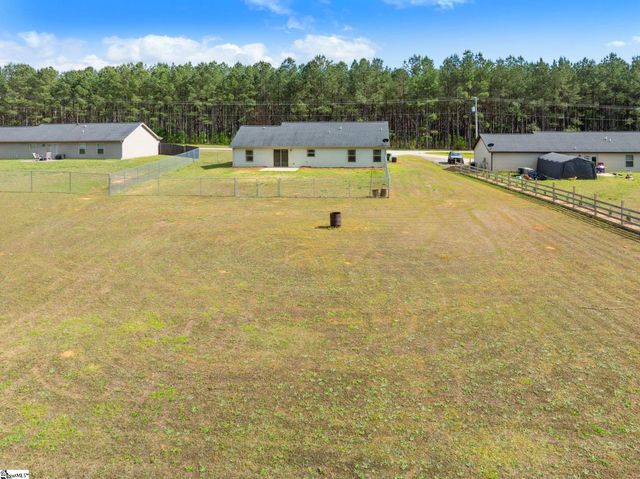 285 Metric Road, Laurens, SC 29630