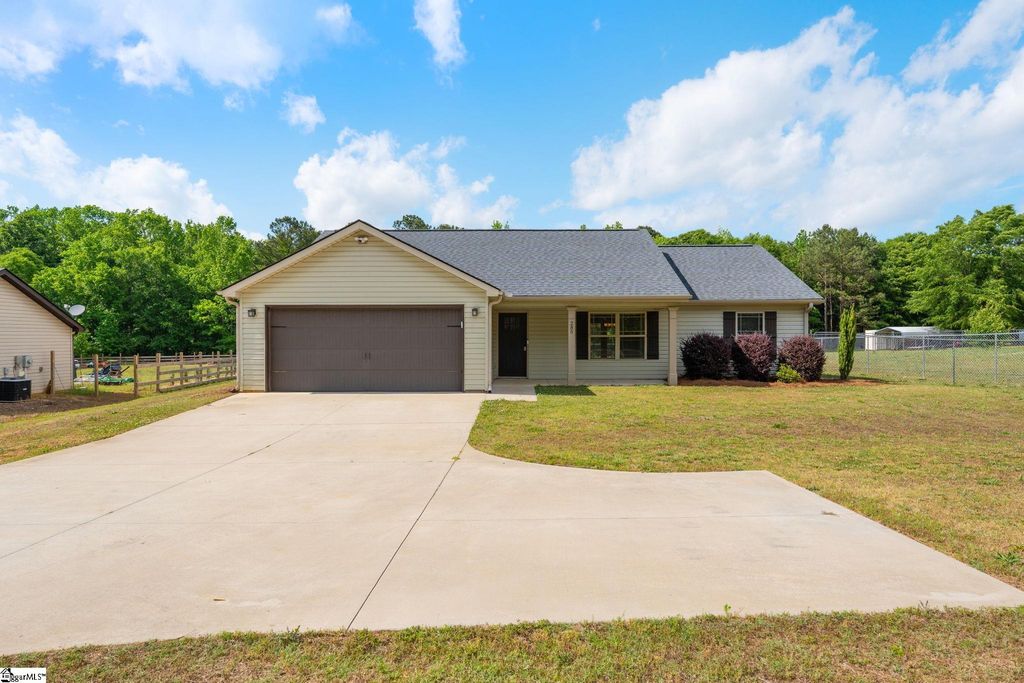 285 Metric Road, Laurens, SC 29630