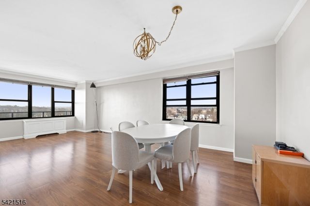 285 Aycrigg Ave 11G, Passaic City, NJ 07055