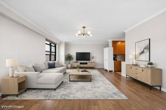 285 Aycrigg Ave 11G, Passaic City, NJ 07055