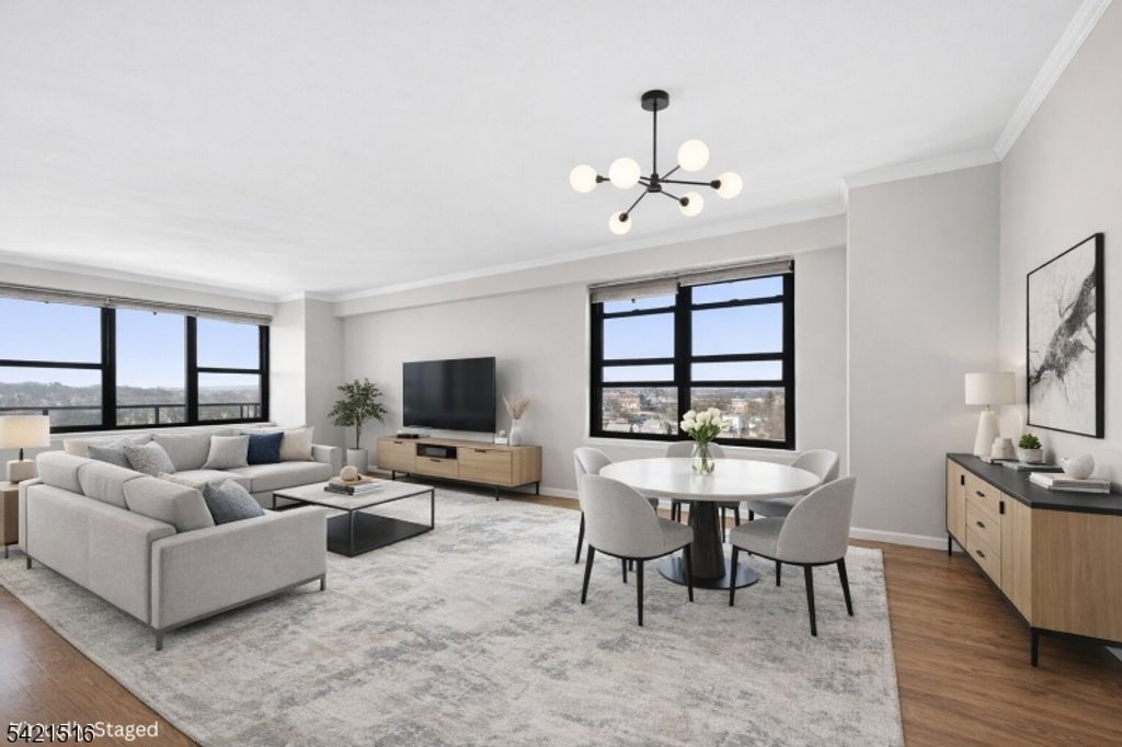 285 Aycrigg Ave 11G, Passaic City, NJ 07055