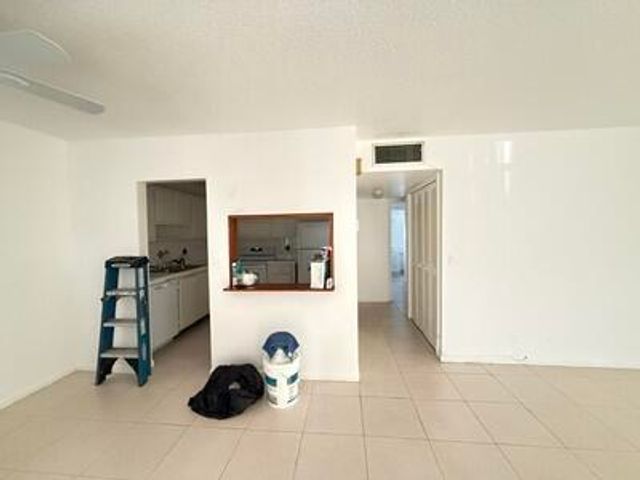 187 Stratford N 187, West Palm Beach, FL 33417