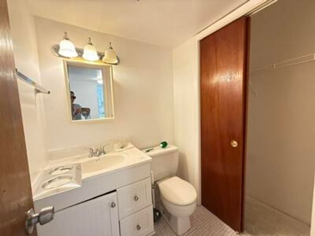 187 Stratford N 187, West Palm Beach, FL 33417