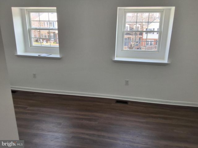 14874 EMBERDALE DR, Woodbridge, VA 22193