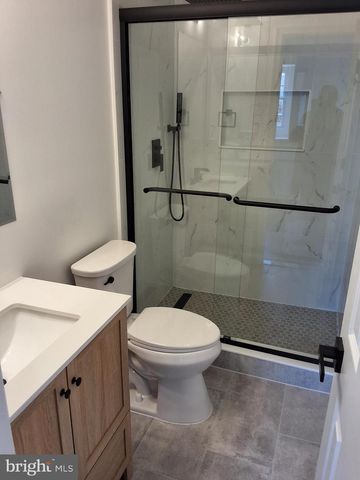 14874 EMBERDALE DR, Woodbridge, VA 22193