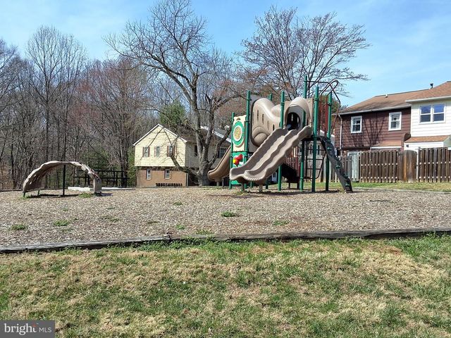 14874 EMBERDALE DR, Woodbridge, VA 22193