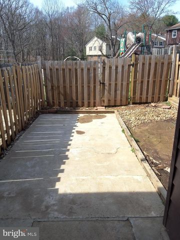 14874 EMBERDALE DR, Woodbridge, VA 22193