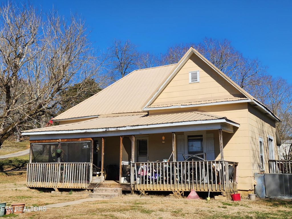 6918 Beeler Rd, Knoxville, TN 37918