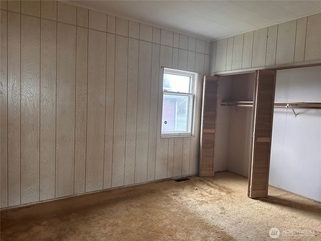 1112 4th Street, Cosmopolis, WA 98537