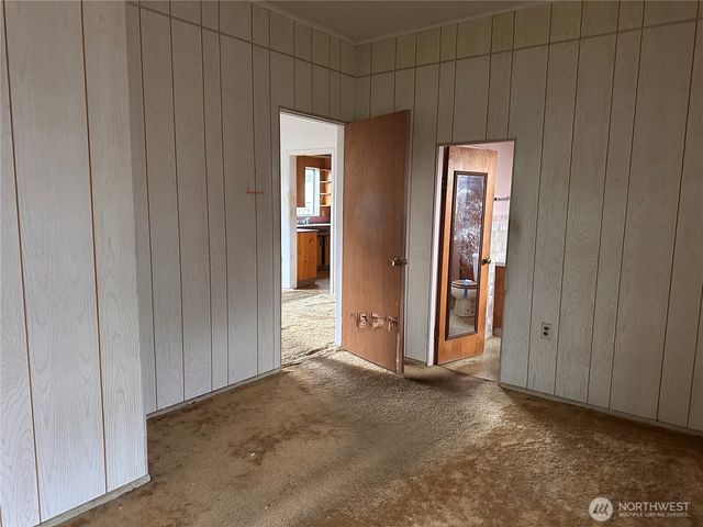 1112 4th Street, Cosmopolis, WA 98537