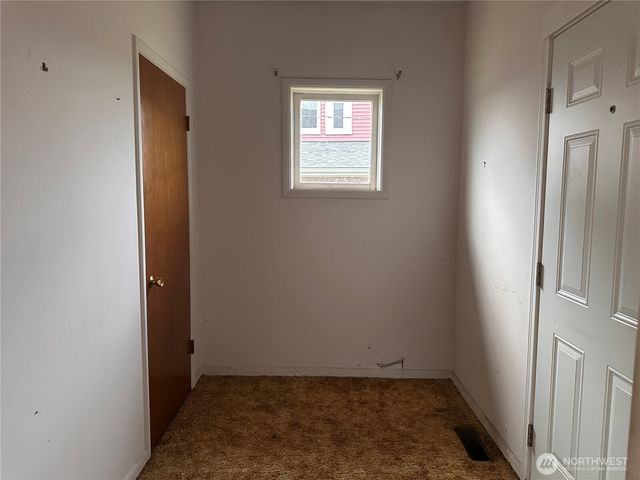 1112 4th Street, Cosmopolis, WA 98537