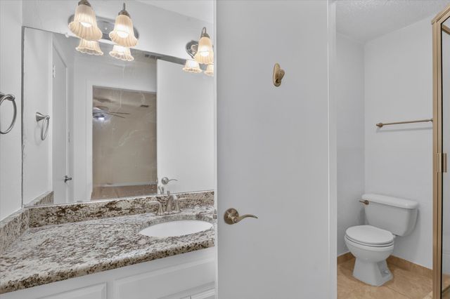 1820 Holly Oak Street, Arlington, TX 76012