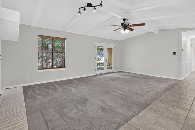 1820 Holly Oak Street, Arlington, TX 76012