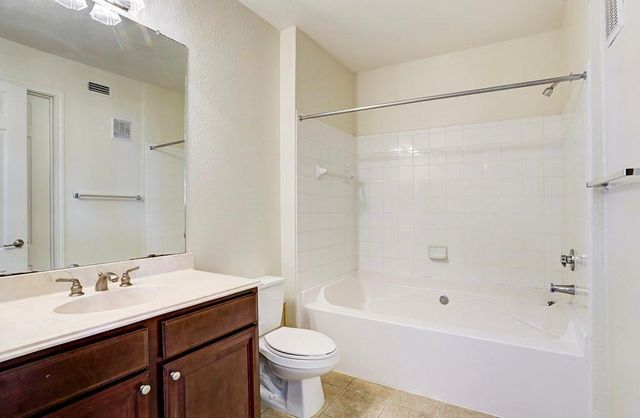 7575 Kirby Drive 2304, Houston, TX 77030