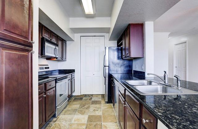 7575 Kirby Drive 2304, Houston, TX 77030