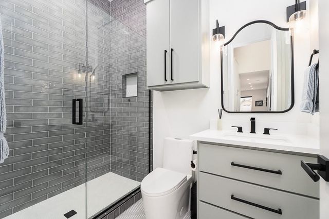 1127 NW 56th Street A, Oklahoma City, OK 73118