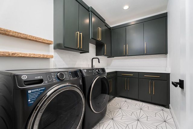 1127 NW 56th Street A, Oklahoma City, OK 73118