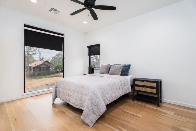 1127 NW 56th Street A, Oklahoma City, OK 73118