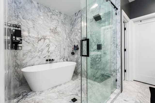 1127 NW 56th Street A, Oklahoma City, OK 73118