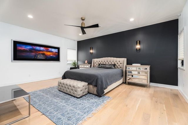 1127 NW 56th Street A, Oklahoma City, OK 73118