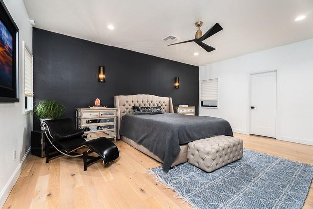 1127 NW 56th Street A, Oklahoma City, OK 73118