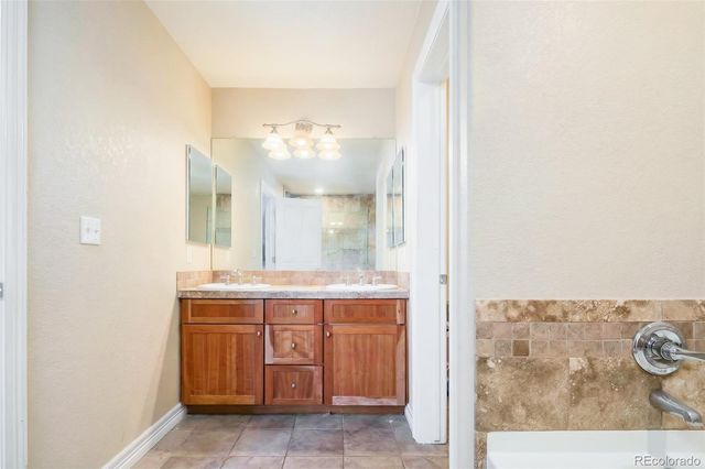 2245 S High Street, Denver, CO 80210