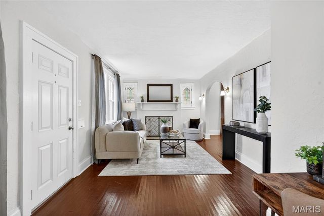 2655 Louis Avenue, St Louis, MO 63144