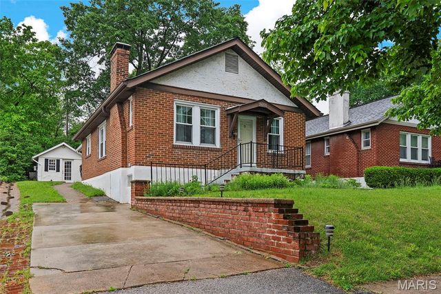 2655 Louis Avenue, St Louis, MO 63144
