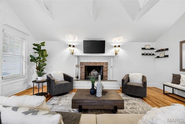 2655 Louis Avenue, St Louis, MO 63144