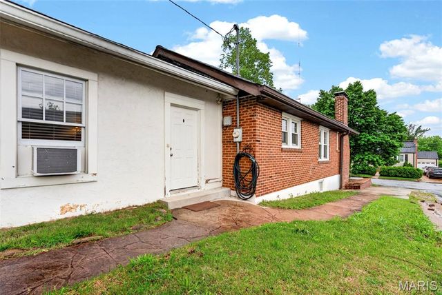 2655 Louis Avenue, St Louis, MO 63144