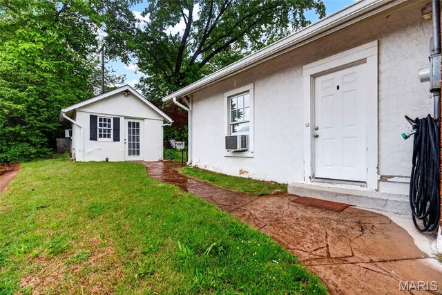 2655 Louis Avenue, St Louis, MO 63144