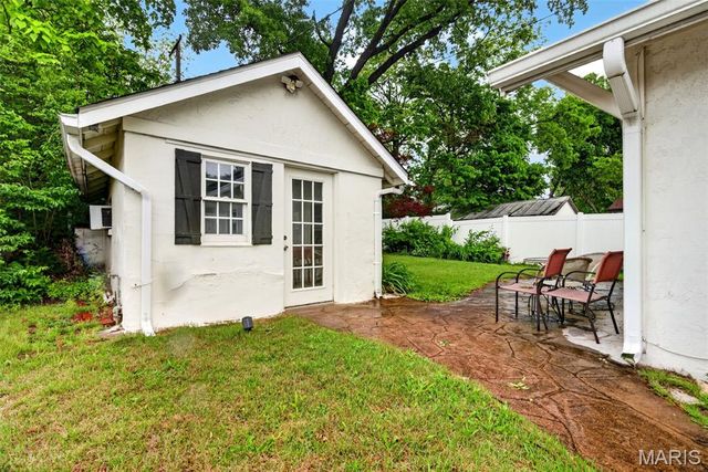 2655 Louis Avenue, St Louis, MO 63144