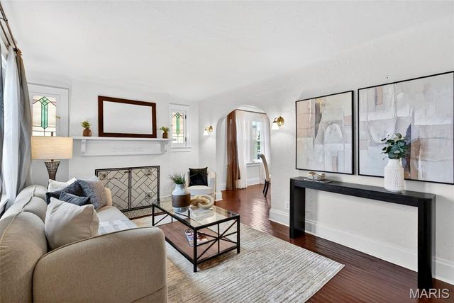 2655 Louis Avenue, St Louis, MO 63144