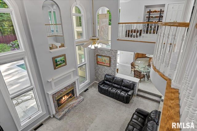 3016 W LAWRENCE Avenue, Springfield, IL 62704
