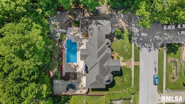 3016 W LAWRENCE Avenue, Springfield, IL 62704