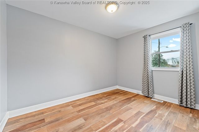 1540 Ravinia Road, Charleston, WV 25314