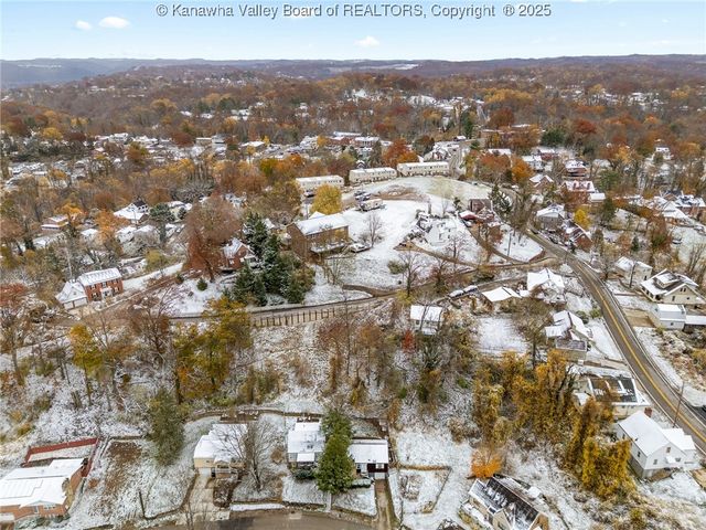 1540 Ravinia Road, Charleston, WV 25314