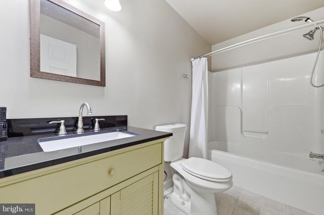 734 ESSEX AVE, Baltimore, MD 21221