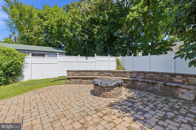 734 ESSEX AVE, Baltimore, MD 21221