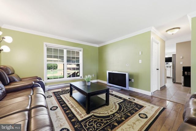 734 ESSEX AVE, Baltimore, MD 21221