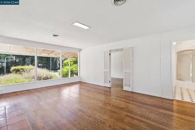 304 Willoughby Court, Lafayette, CA 94549