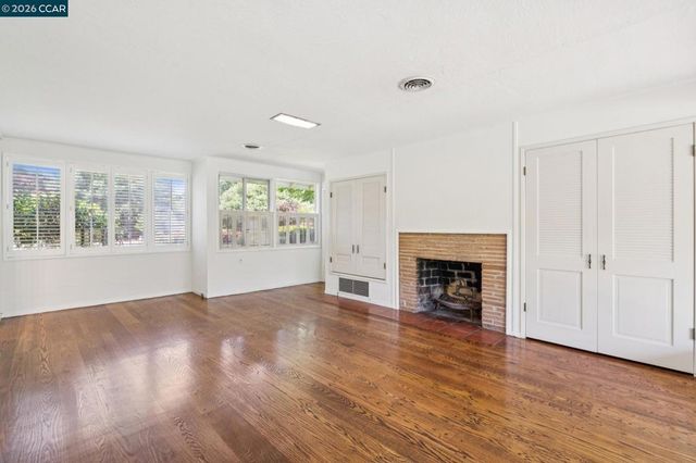 304 Willoughby Court, Lafayette, CA 94549