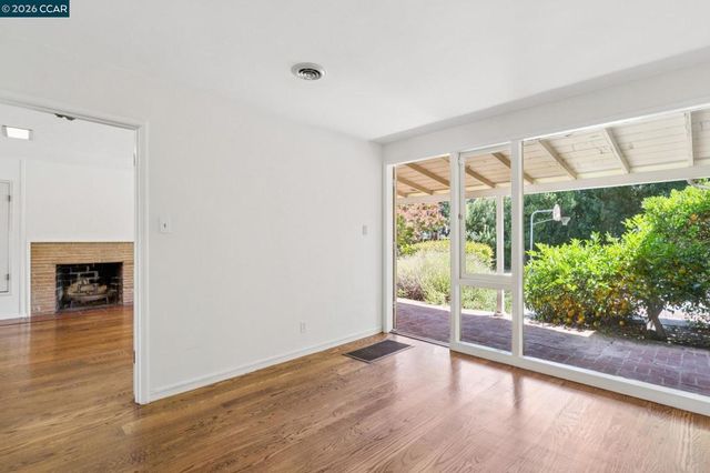 304 Willoughby Court, Lafayette, CA 94549