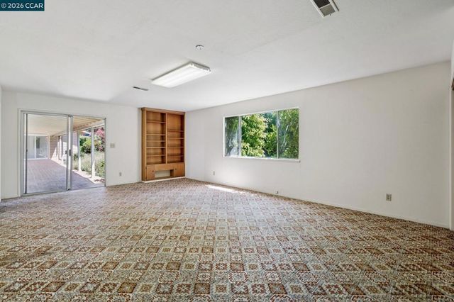 304 Willoughby Court, Lafayette, CA 94549