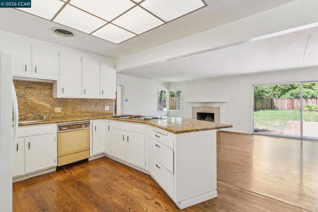 304 Willoughby Court, Lafayette, CA 94549