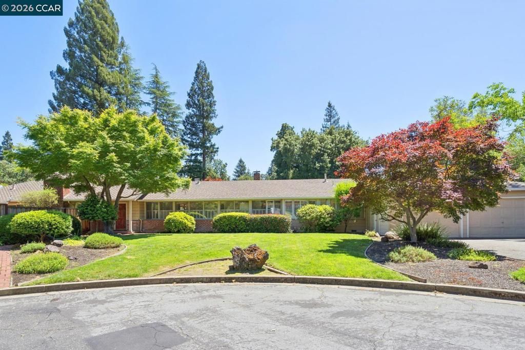 304 Willoughby Court, Lafayette, CA 94549