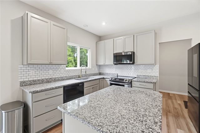 1647 Arden Bend, Fairborn, OH 45324