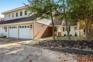 2607 E Joyce Boulevard, Fayetteville, AR 72703